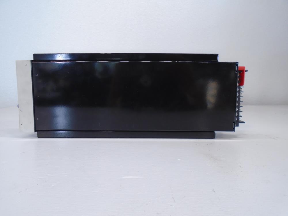 Moore Digital Controller 352EA21NNF-C